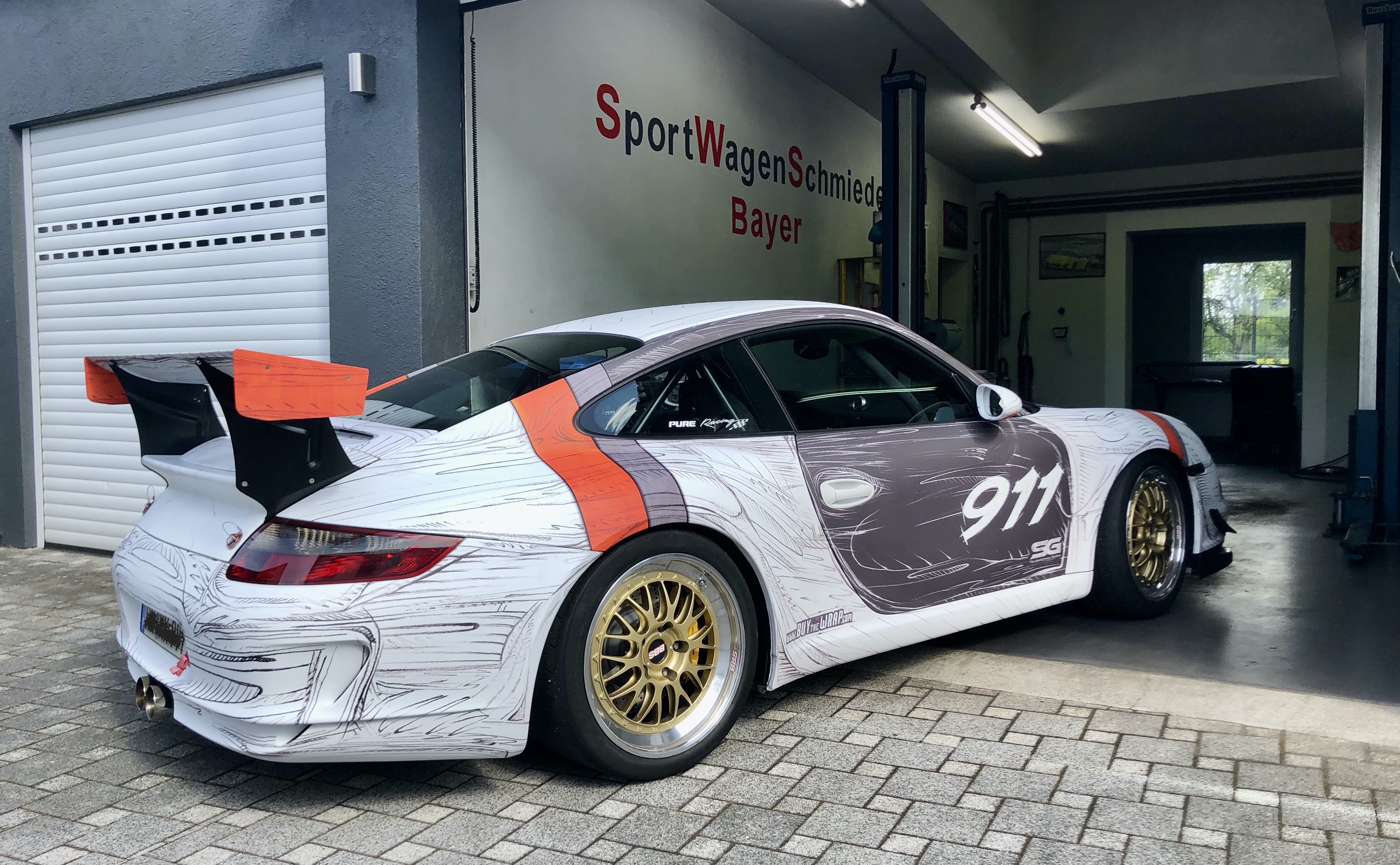 Sportwagenschmiede Bayer Leistungen